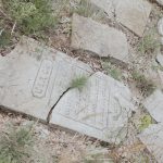 Macewy na cmentarzu żydowskim odnalezione podczas budowy drogi w Górze Kalwarii(fot. A. Jaszczak)